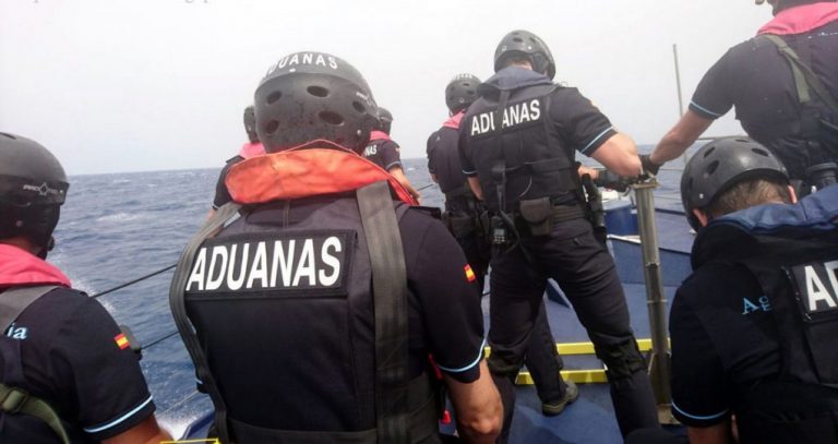 Incautan en aguas de Punta Umbría 2.640 kilos de hachís en un pulpero con base en Isla Cristina