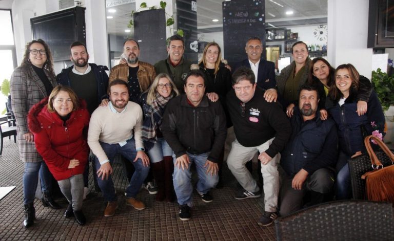 El alcalde de Isla mantiene su tradicional desayuno de Año Nuevo con la prensa local