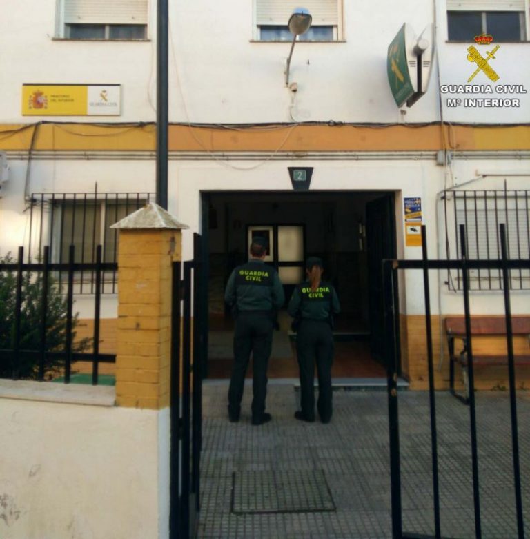 Detenido un varón por varios robos en establecimientos de Isla Cristina