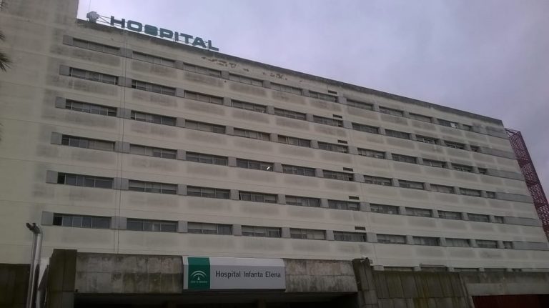 Denuncian “falta de conocimiento” de la dirección del Infanta Elena, que afecta a la “atención al paciente”