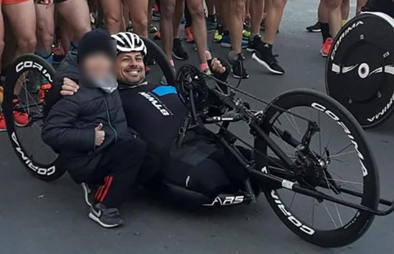Deportista de Lepe con movilidad reducida participará finalmente en la Media Maratón de Huelva