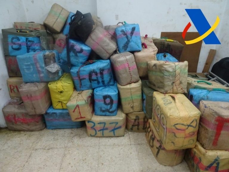 Prisión para 5 de los 6 detenidos por transportar 2.700 kilos de hachís en un pulpero en aguas de Punta