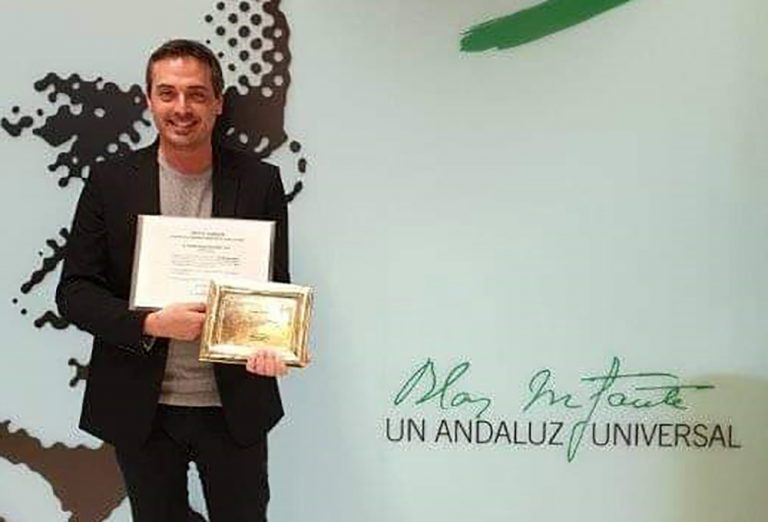 Premian una tesis del isleño Ígor Rodríguez sobre el uso del castellano en medios de comunicación