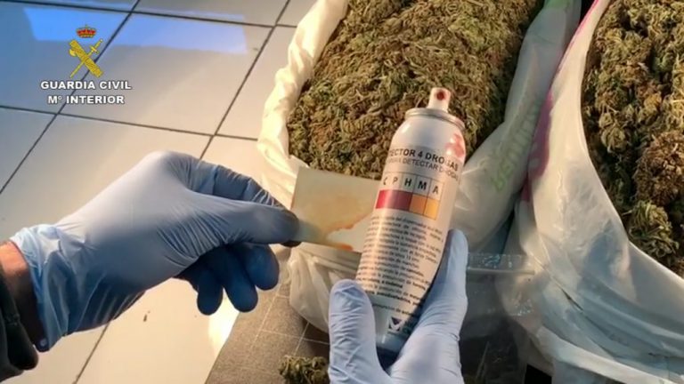 Cuatro detenidos en Ayamonte tras intervenirles 1.560 gramos de marihuana en un coche