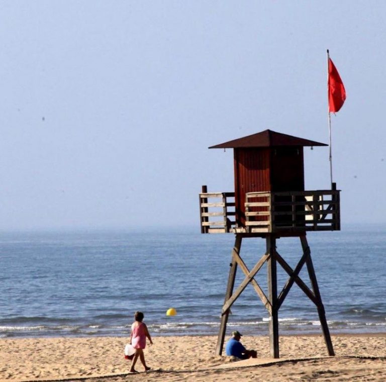 Coronavirus: Ayamonte también procede al cierre de sus playas
