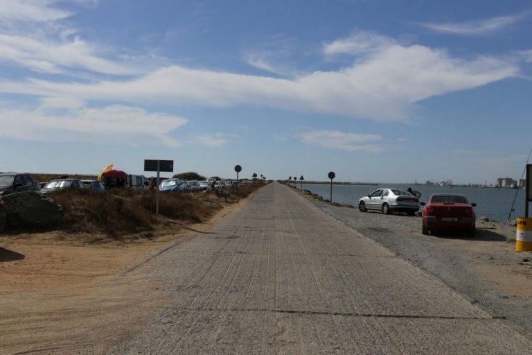 Coronavirus: el Puerto de Huelva cierra el acceso al Espigón y el Paseo de la Ría