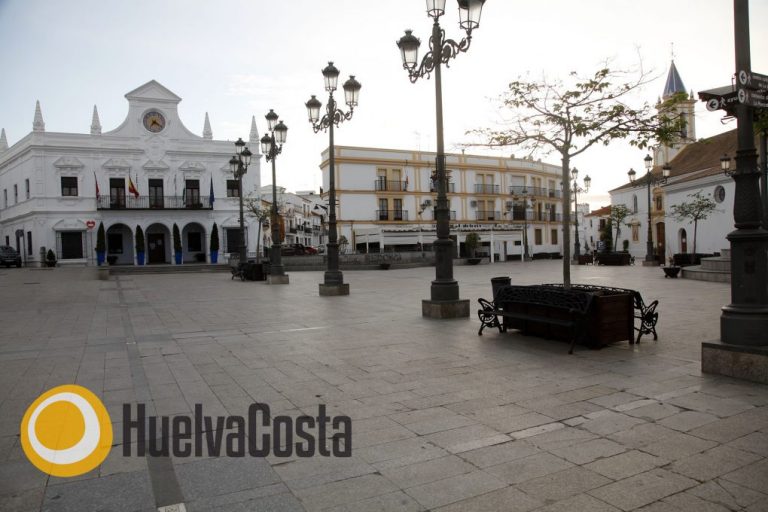 Ayuntamiento de Cartaya pide en un bando a los vecinos no salir de casa a partir de las 20.00 horas