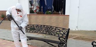 Coronavirus: Ayamonte y Punta Umbría desinfectan sus espacios públicos