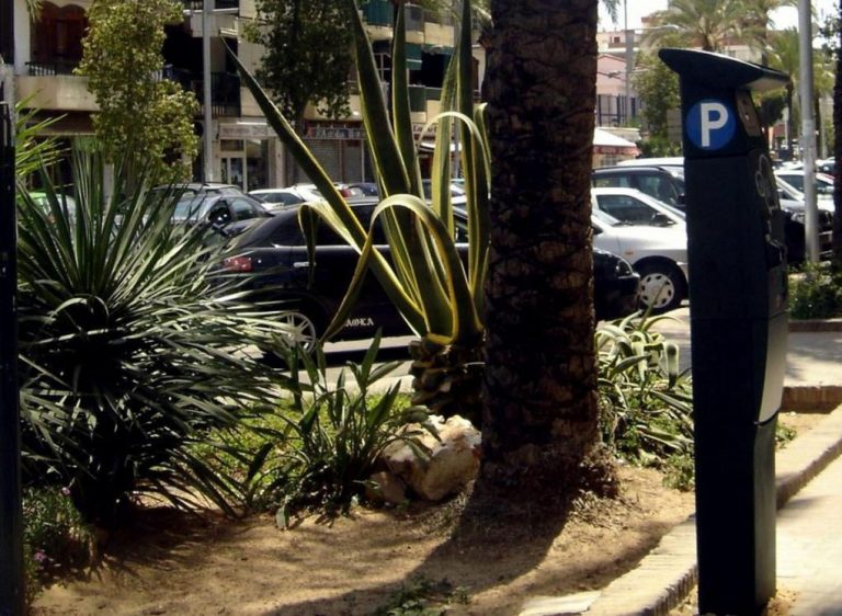 El Ayuntamiento de Punta cancela la puesta en marcha de la zona ORA