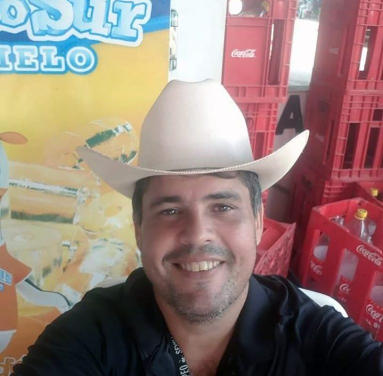 Un isleño pide ayuda «desesperada» tras quedar confinado en México sin comida ni dinero