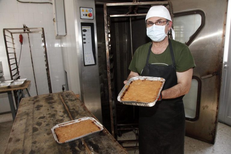 Cartaya no se queda sin su torta de pascua a pesar de no celebrarse Semana Santa