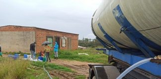 Un camión cisterna llevará agua potable a los asentamientos de Lepe