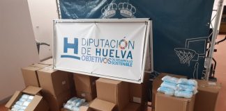 Diputación reparte a los ayuntamientos de Huelva un segundo lote de 100.000 mascarillas