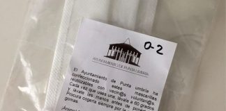 Punta concluye el reparto a domicilio de 1.500 mascarillas a todos los menores del pueblo