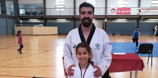 Dos deportistas de Cartaya, padre e hija, participarán en un torneo virtual de taekwondo