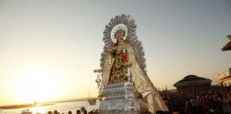 La corporación isleña decide unánimemente suspender las fiestas estivales del Carmen