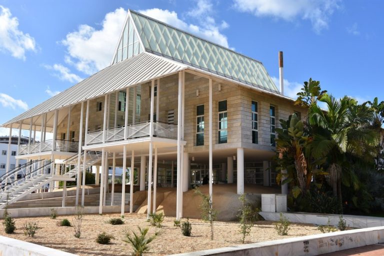 Punta Umbría amplía las terrazas de bares y restaurantes para compensar la pérdida de mesas por la COVID-19