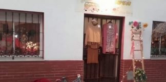 Unas 40 empresas de Aljaraque se acogen a una campaña de apoyo al comercio local