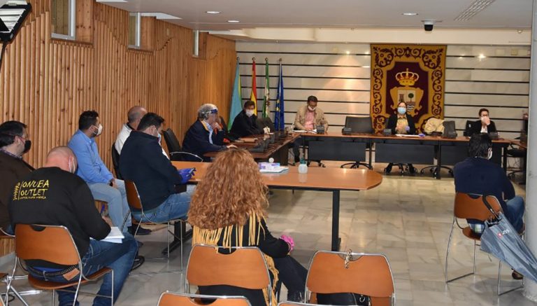 Punta Umbría impulsa un grupo de trabajo para la reactivación económica del pueblo