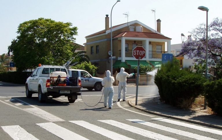 El Servicio de Control de Mosquitos de Huelva intensifica su trabajo tras un repunte de insectos