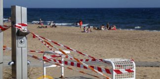 Piden a la Junta que asuma sus competencias y atienda a municipios costeros ante apertura de playas