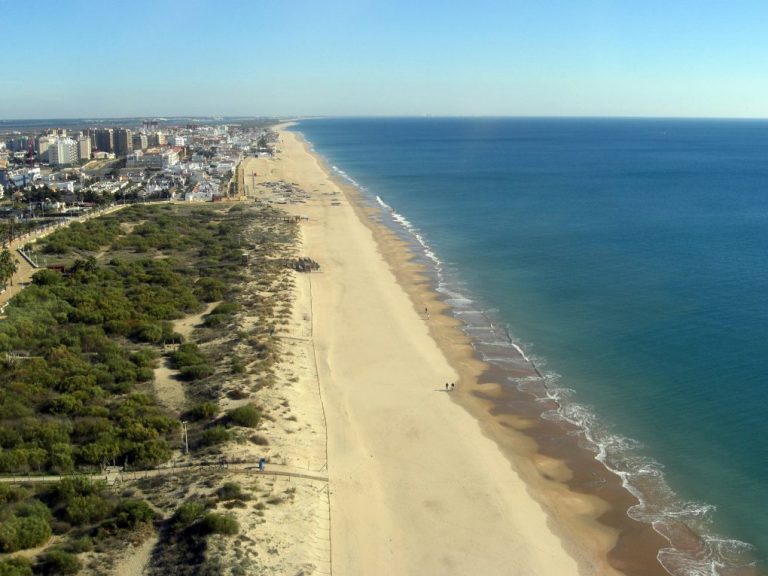 Islantilla inicia una campaña para venderse como destino seguro frente a la COVID-19
