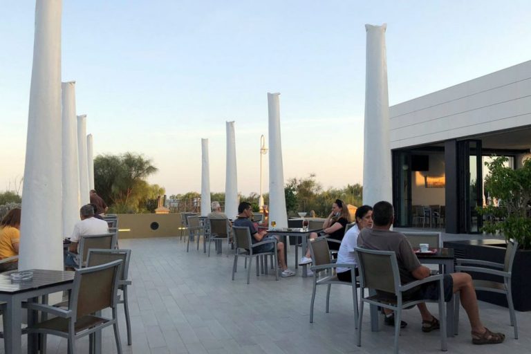 Islantilla insiste en su seguridad como destino añadiendo a su logo “la disfrutarás seguro”
