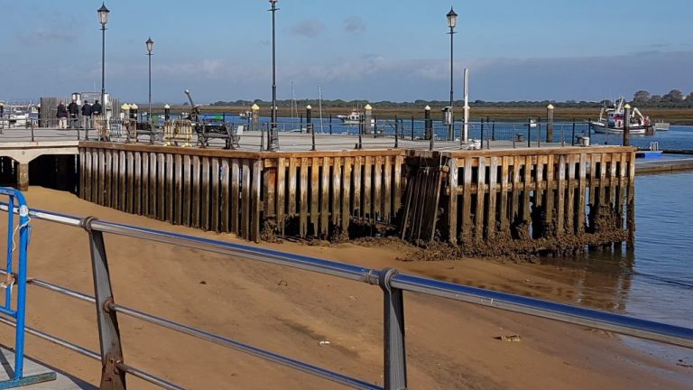 La Junta inicia la remodelación del Muelle de las Canoas en Punta Umbría