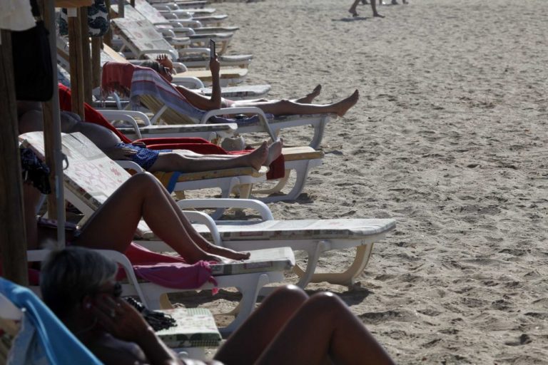 Una App informará en tiempo real del nivel de ocupación de la playa de Islantilla