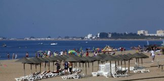 Islantilla organizará su playa en 14 áreas con aforo limitado y zona para grupos de riesgo
