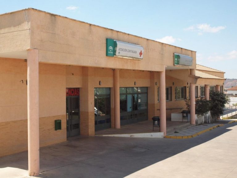 Lamentan los recortes de la Junta en centros de salud onubenses en las últimas semanas