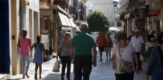 El Gobierno concede a Ayamonte y a Beturia 1,5 millones de euros para programas de apoyo al sector comercial