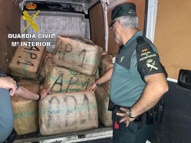 Cinco detenidos y 1.184 kilos de hachís incautados en Isla Cristina en las últimas horas