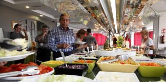 El turismo onubense acusa a los ayuntamientos de dejar al sector “a su suerte”