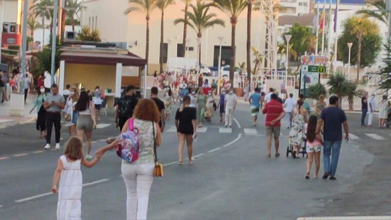 Punta peatonaliza experimentalmente la avenida de Andalucía entre las 19.00 y las 8.00 horas