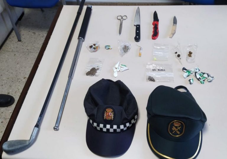 Disuelven una macrofiesta en Punta, donde intervienen armas y drogas