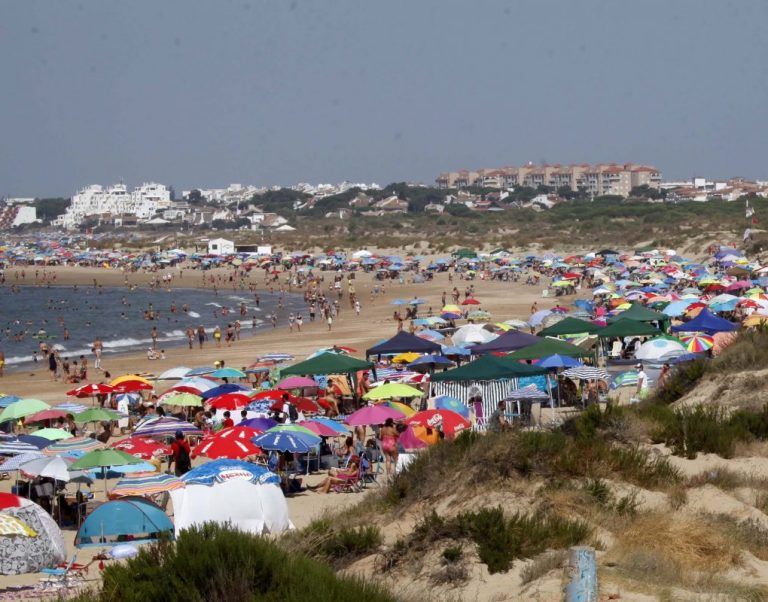 Aviso naranja en Andévalo, Condado y Sierra, y amarillo en la Costa, este domingo en Huelva