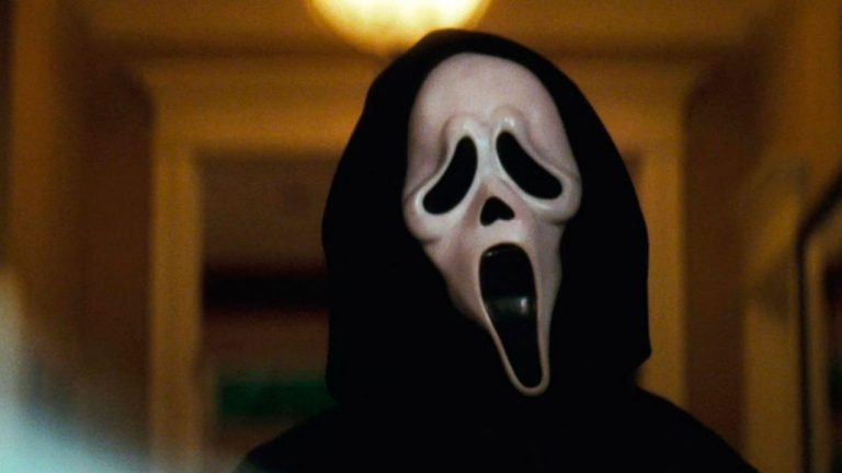 Lo detienen por robar una óptica de Valverde con careta de Scream, túnica y cuchillo dentado