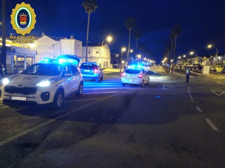 Cartaya refuerza la vigilancia de botellones terrazas y locales de ocio para luchar contra el virus