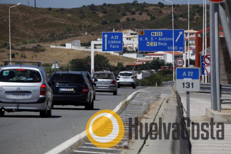 La frontera entre Ayamonte y Castro Marim recobra la normalidad tras tres meses y medio cerrada