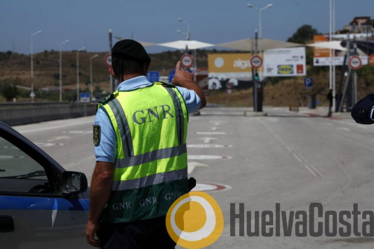 España y Portugal prorrogan los controles en la frontera hasta el 17 de abril