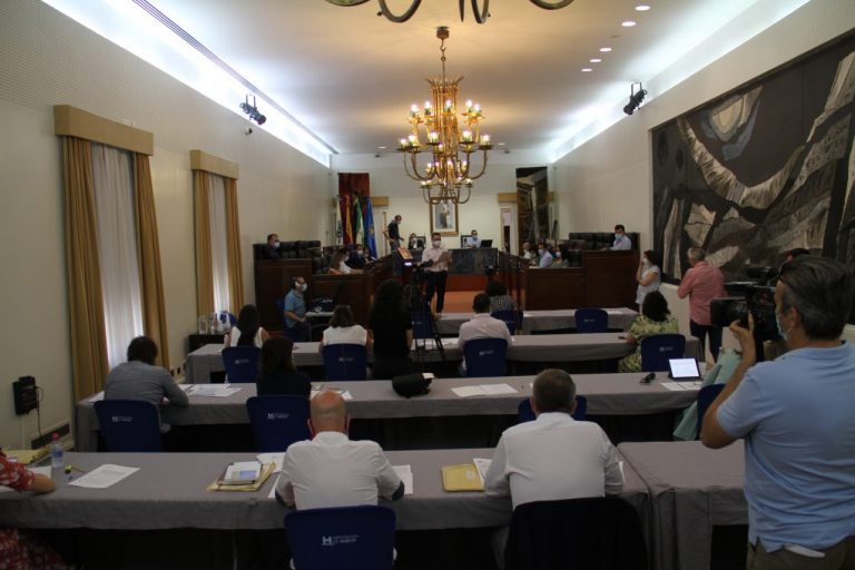 Diputación destina 4,2 millones a anticipos reintegrables para los ayuntamientos onubenses menores de 10.000 habitantes