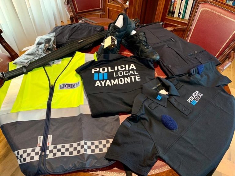 La Policía Local de Ayamonte estrena uniformidad estival