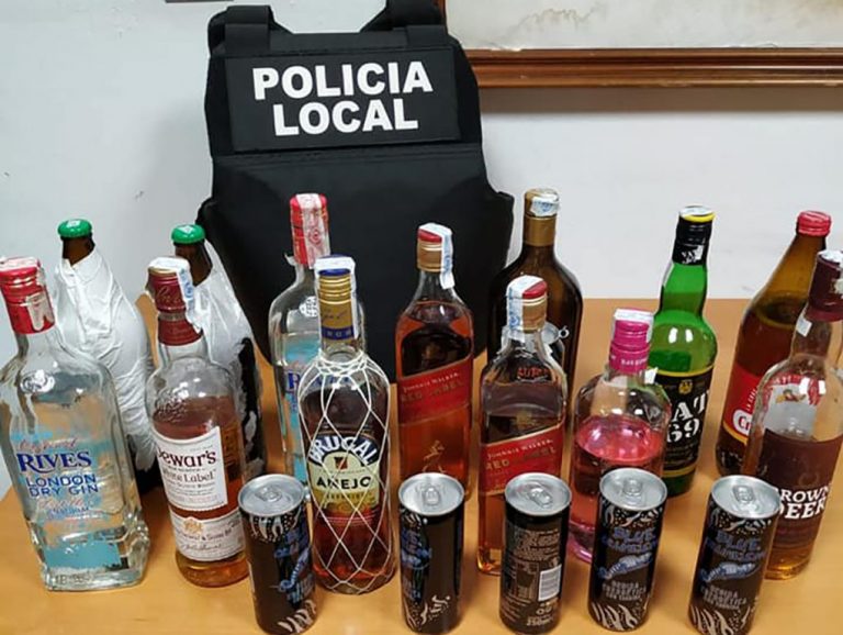 Levantan 35 actas de denuncia por botellones “totalmente descontrolados” en Ayamonte