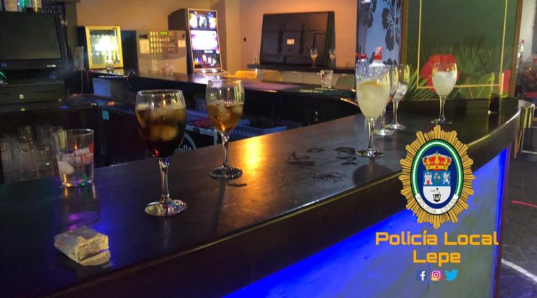 Desalojan en Lepe dos establecimientos hosteleros a las 5:10 y las 6:20 de la madrugada