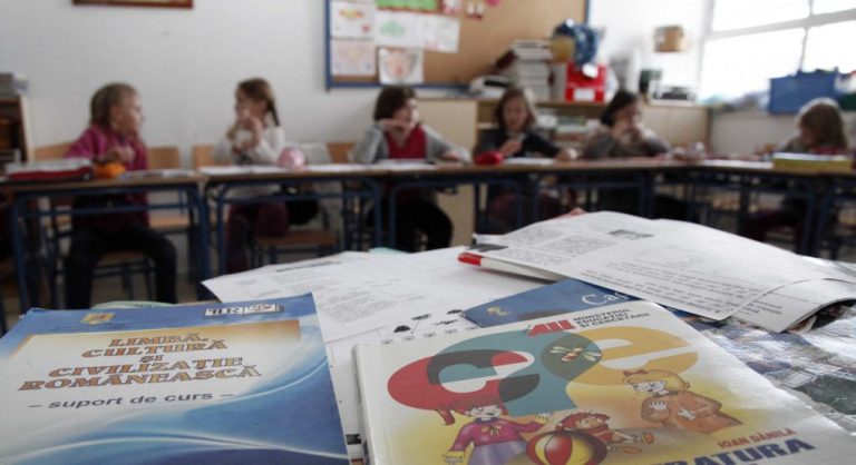 Lamentan que la Junta ha previsto una vuelta al cole «sin medidas de protección» y con “falta de medios y personal”