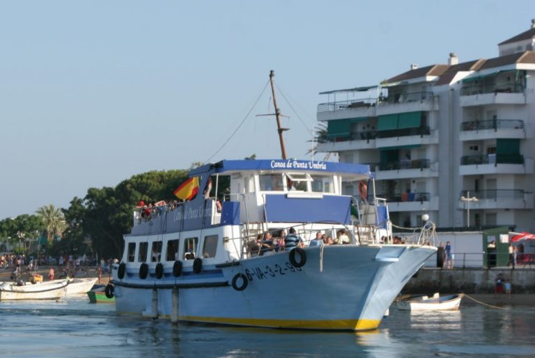 El servicio de canoas de Punta Umbría a Huelva concluye este domingo la temporada estival