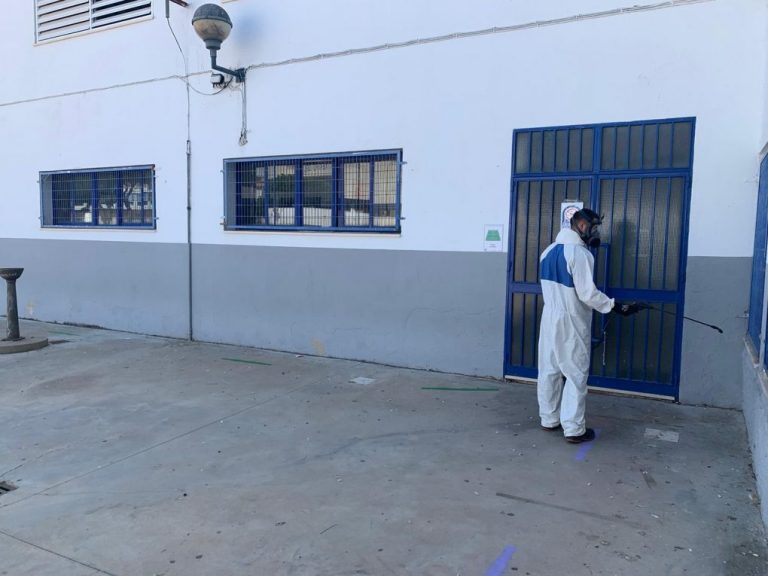 Punta pedirá ayuda a la Junta para desinfectar los centros educativos por la Covid-19