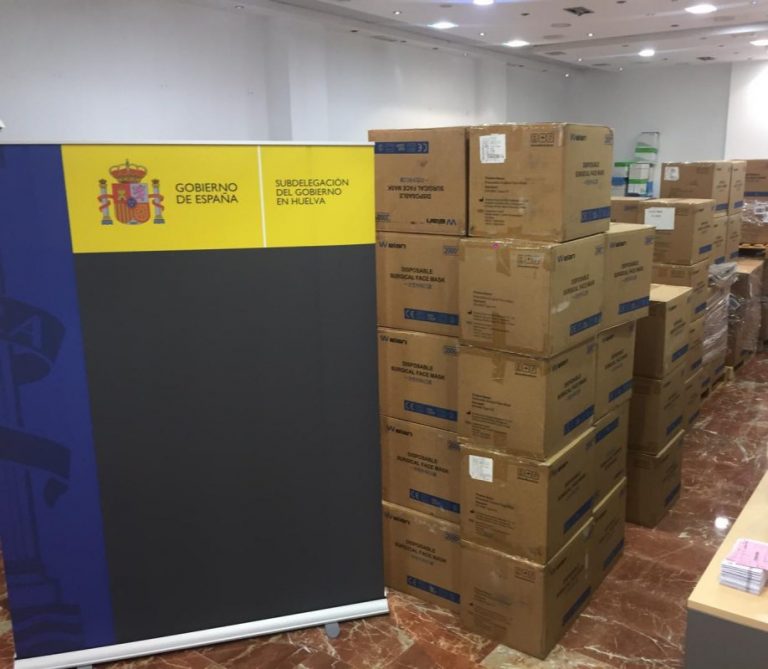 Huelva recibe más de 170.000 mascarillas del Gobierno