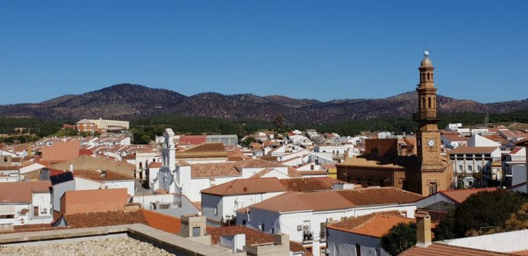Nerva: 3 años de cárcel por intentar matar con un cuchillo de carnicero a su hermana